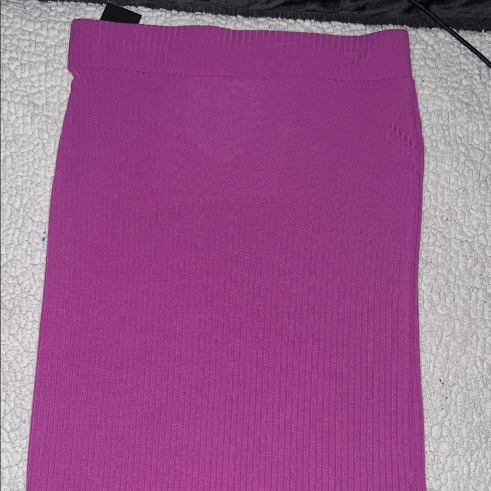New With Tags Purple Women's Skirt - Picture 6 of 6